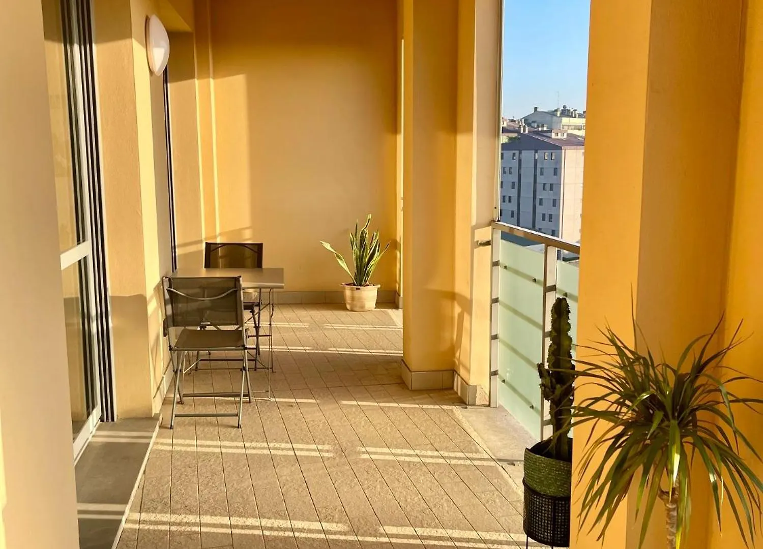 Agrippa Terrace Apartment Milan 0*,